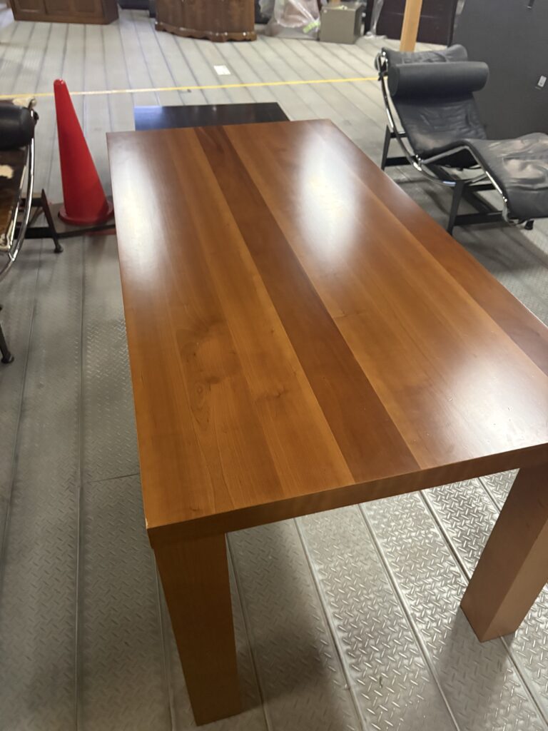 BoConcept Occa ダイニングテーブル