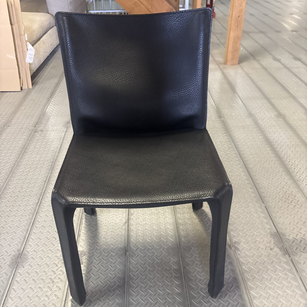 Cassina CAB